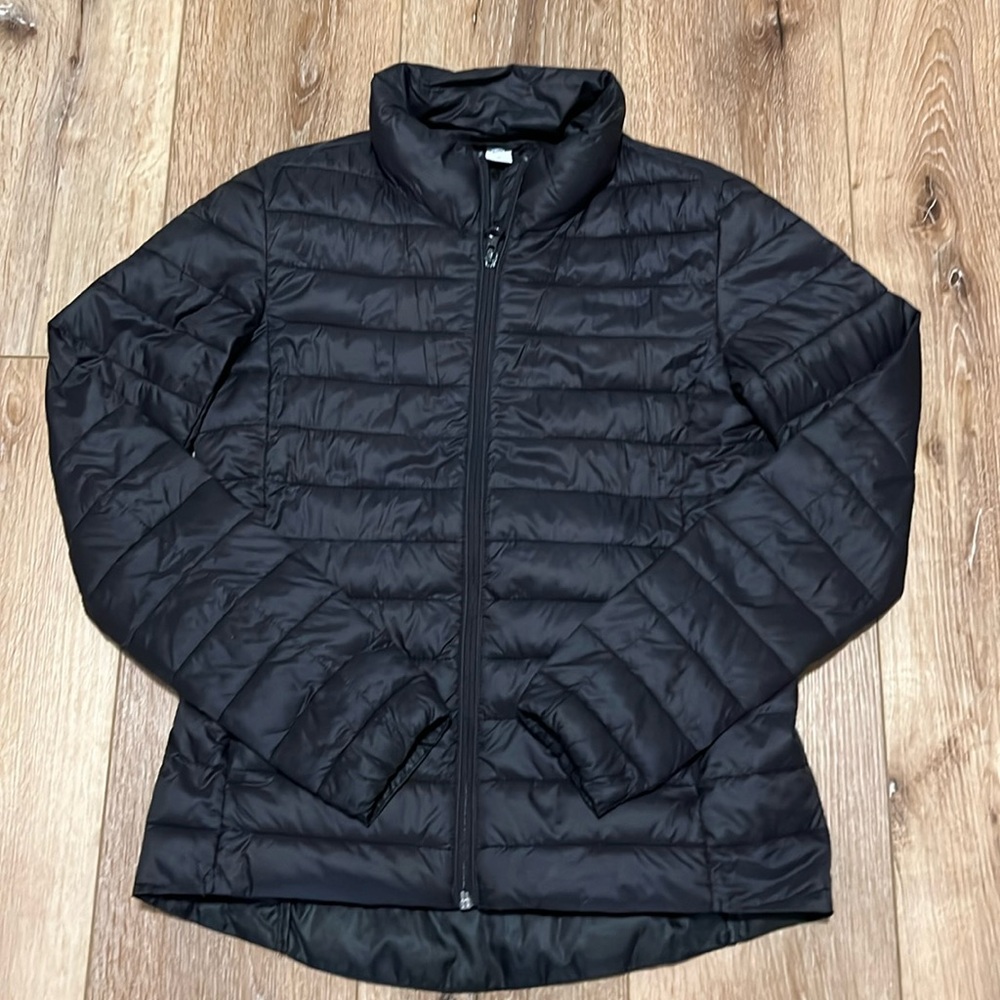 Lightweight black puffer jacket XS